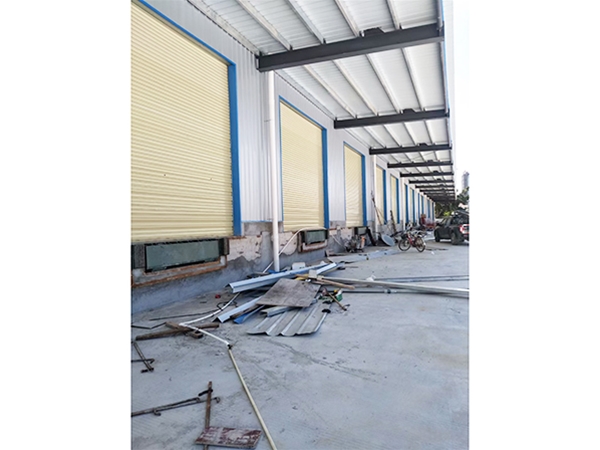 电动卷帘门安装过程