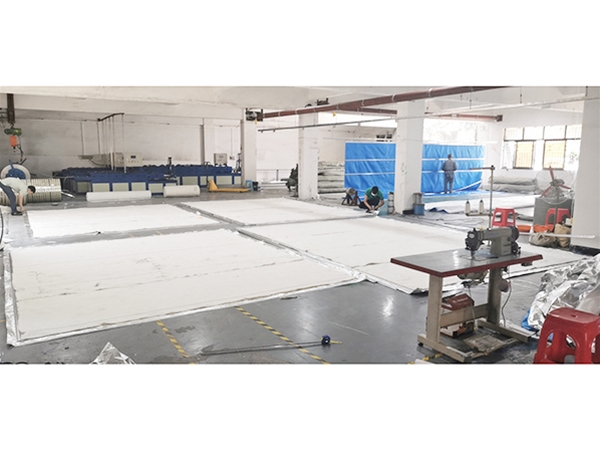 防火卷帘门生产过程