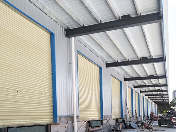 电动卷帘门工程现场